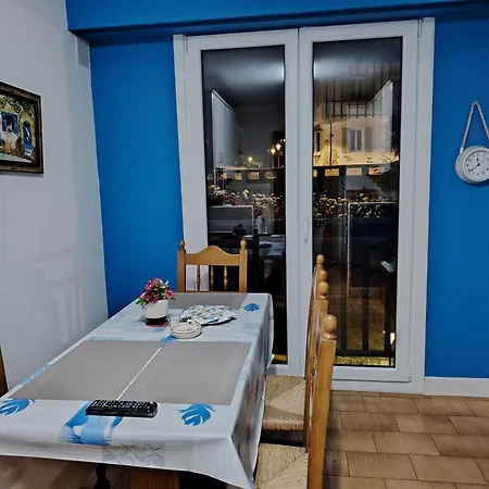 Δωμάτια σε οικογενειακή κατοικία Piso Compartido En